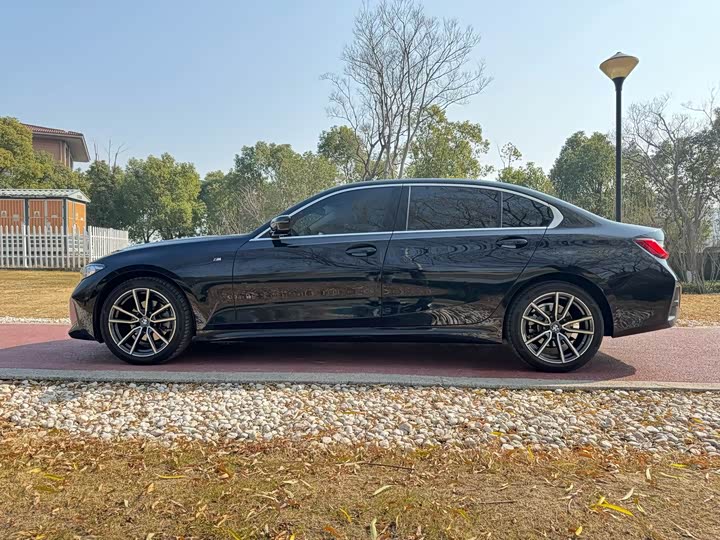 Фото 3 - BMW 3 Series