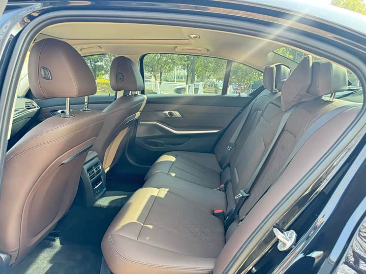 Фото 5 - BMW 3 Series