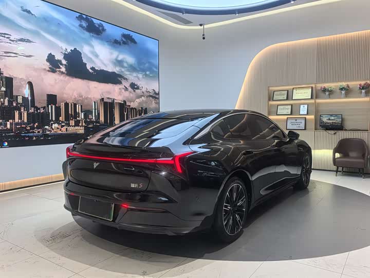 Фото 4 - Hozon S