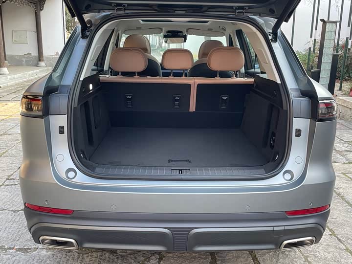 Фото 7 - Chery Tiggo 8L