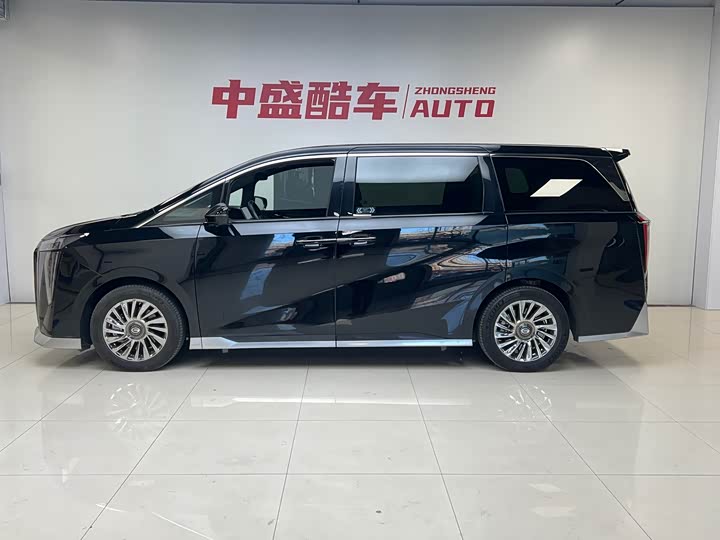 Фото 3 - GAC Trumpchi M8