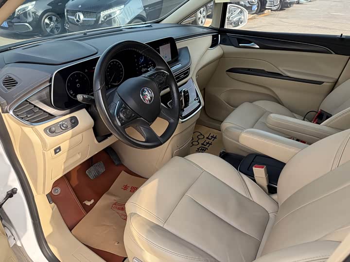 Фото 5 - Buick GL8 ES