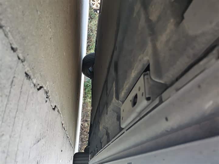 Фото 8 - Denza D9