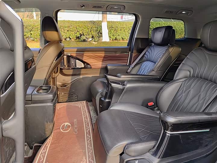 Фото 8 - GAC Trumpchi M8