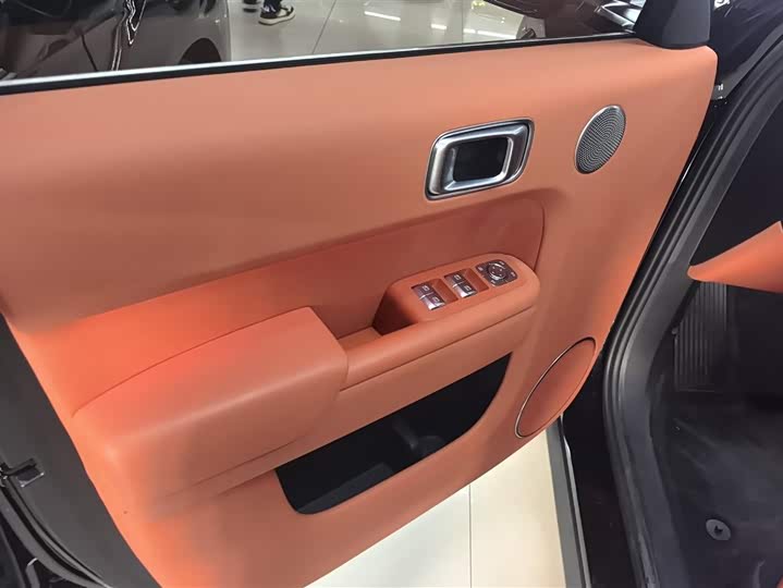 Фото 7 - LiXiang L8