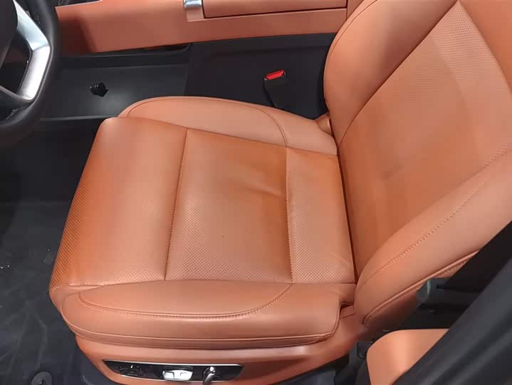 Фото 9 - LiXiang L8