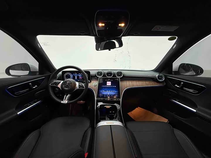 Фото 8 - Mercedes-Benz C-Class