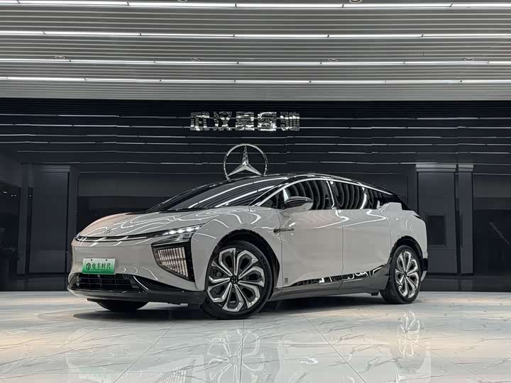 Фото 1 - HiPhi X