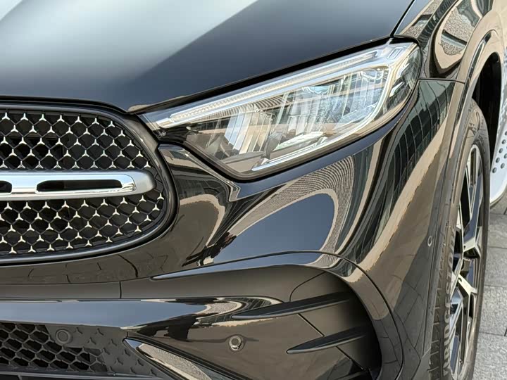 Фото 8 - Mercedes-Benz GLC-Class