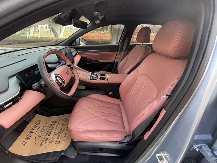 Фото 4 - Geely Galaxy L6