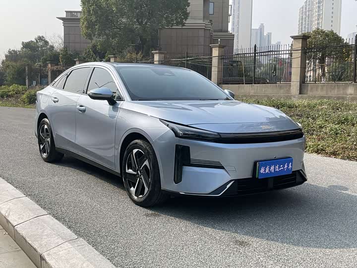 Фото 5 - Geely Galaxy L6