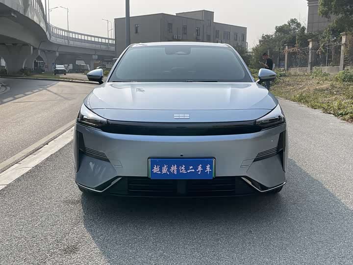 Фото 6 - Geely Galaxy L6