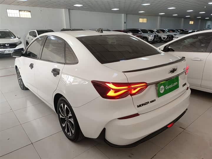 Фото 5 - Chevrolet Monza