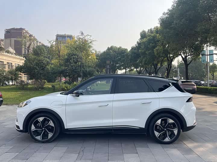Фото 8 - BAIC Arcfox Alpha T