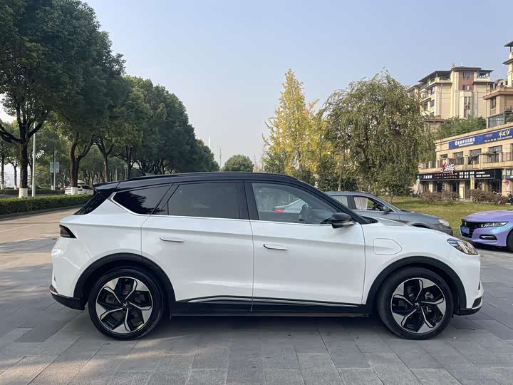 Фото 9 - BAIC Arcfox Alpha T