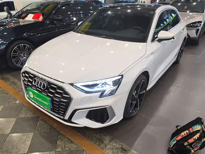 Фото 1 - Audi A3