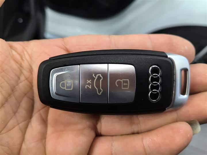 Фото 9 - Audi A3