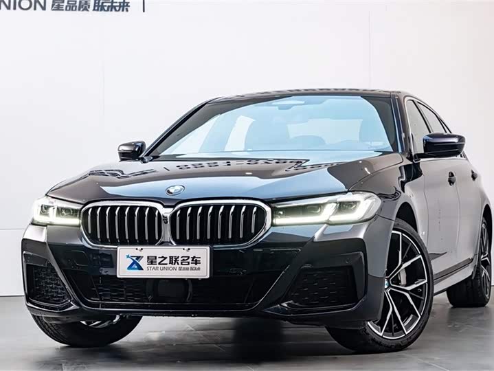 Фото 3 - BMW 5 Series