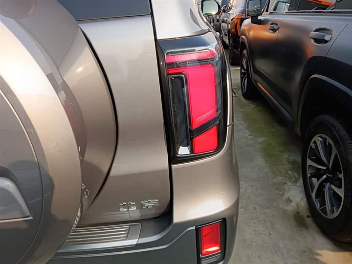 Фото 8 - BAIC Beijing BJ60 Hybrid