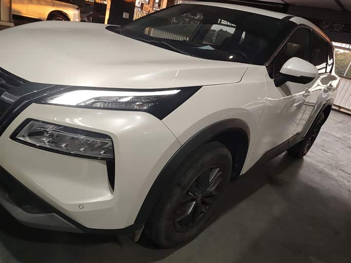 Фото 5 - Nissan X-Trail