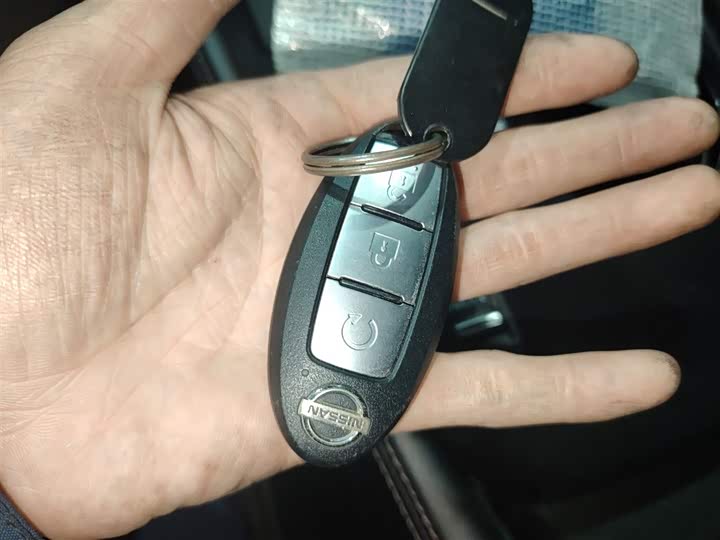 Фото 9 - Nissan X-Trail