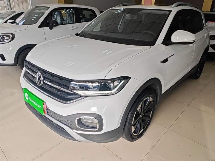 Фото 1 - Volkswagen Tacqua