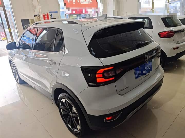 Фото 5 - Volkswagen Tacqua