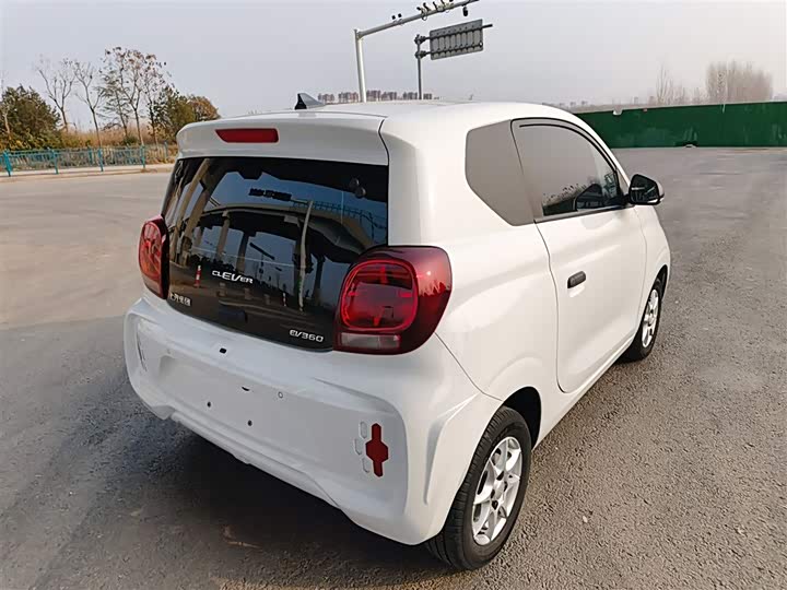 Фото 7 - Roewe Clever