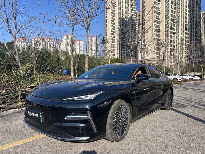 Фото 1 - Geely Galaxy Starshine 8 EM-i