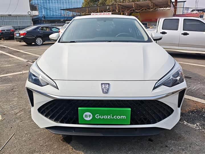 Фото 3 - Roewe i5