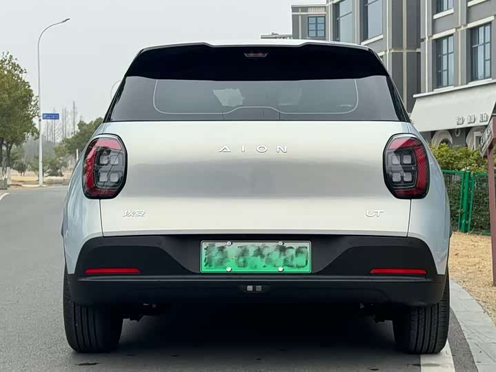 Фото 5 - GAC Aion UT