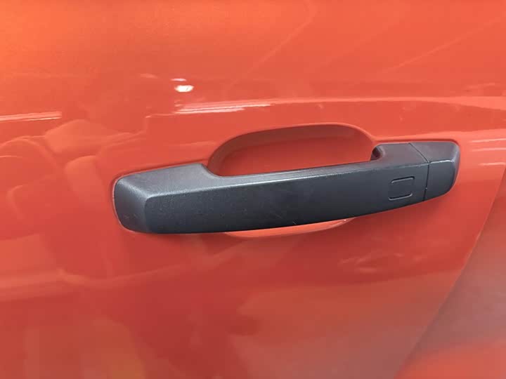 Фото 5 - Tank 300