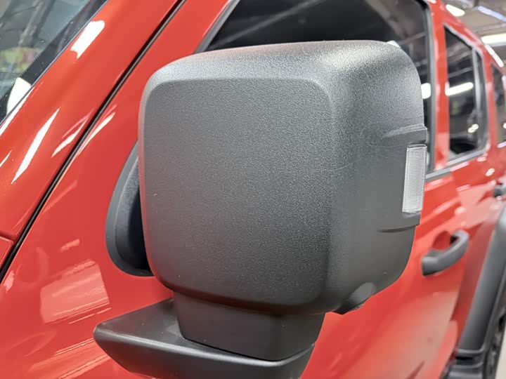 Фото 6 - Tank 300