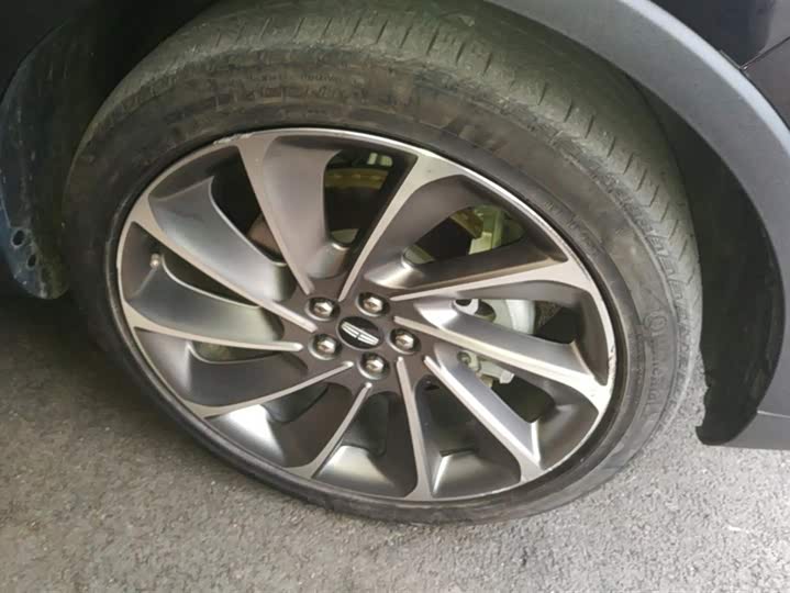 Фото 6 - Lincoln Nautilus