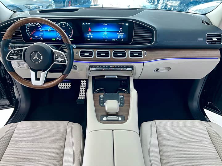 Фото 9 - Mercedes-Benz GLS-Class