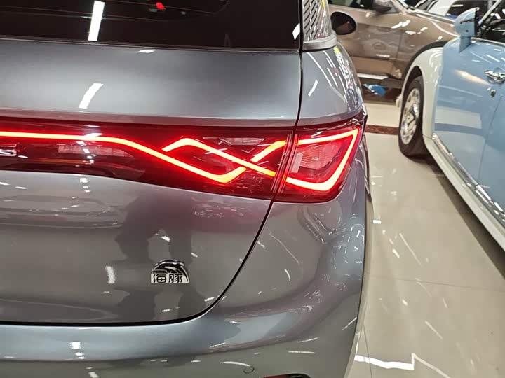 Фото 8 - BYD Dolphin