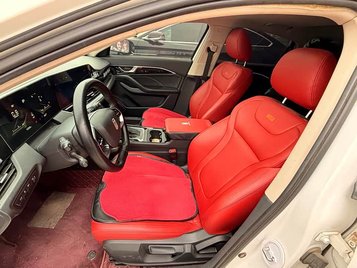 Фото 5 - Bestune B70