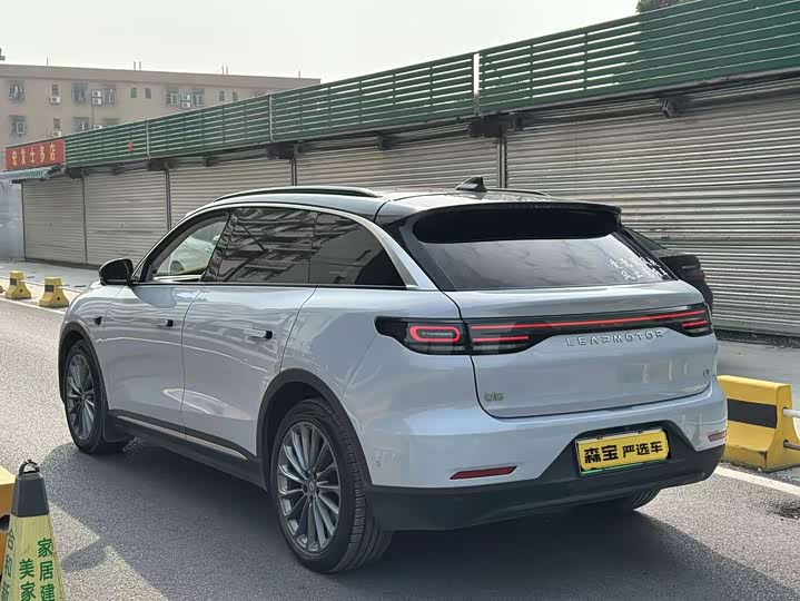 Фото 5 - Leapmotor C11