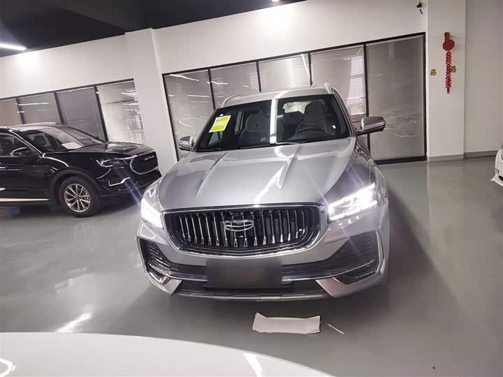 Фото 3 - Geely Monjaro