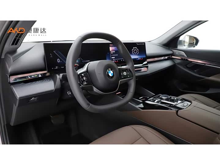 Фото 6 - BMW 5 Series