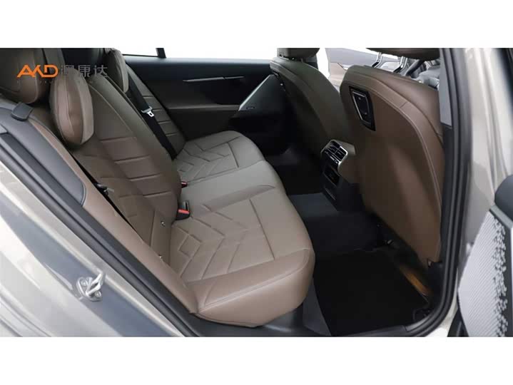 Фото 8 - BMW 5 Series