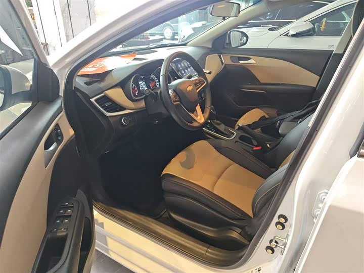 Фото 15 - Chevrolet Monza