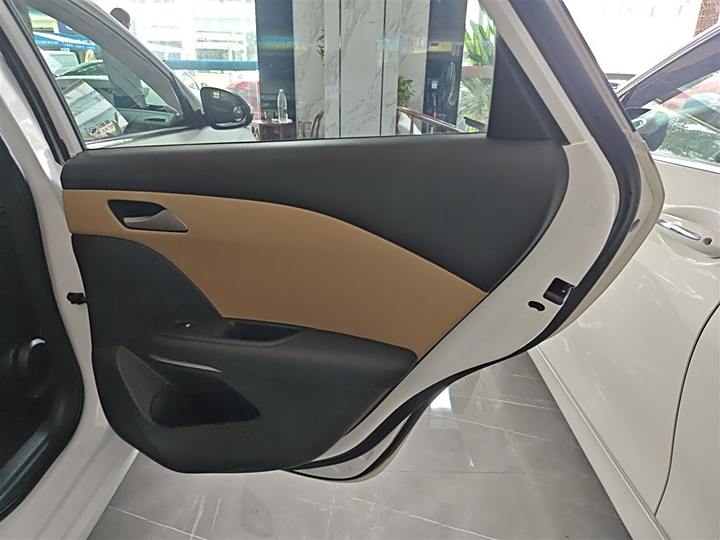 Фото 26 - Chevrolet Monza