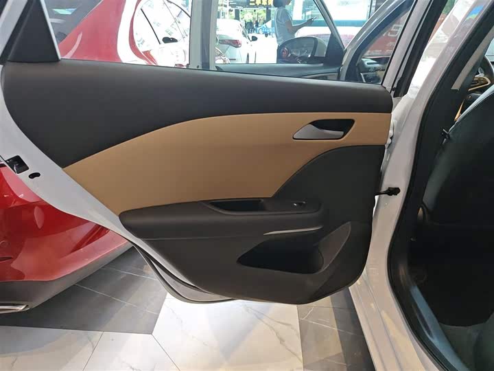 Фото 27 - Chevrolet Monza