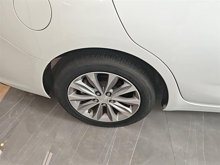 Фото 28 - Chevrolet Monza