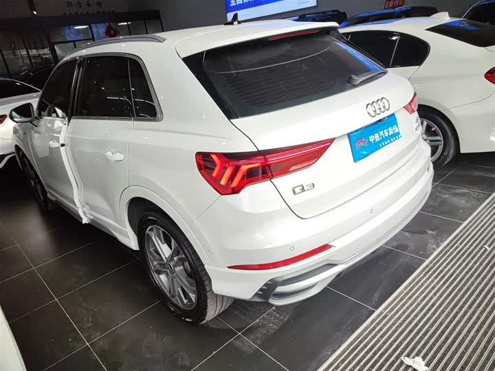 Фото 5 - Audi Q3
