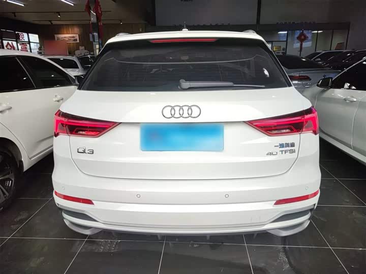 Фото 6 - Audi Q3