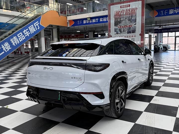 Фото 4 - BYD Sea Lion 07 EV