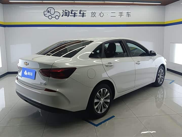 Фото 3 - Chevrolet Monza