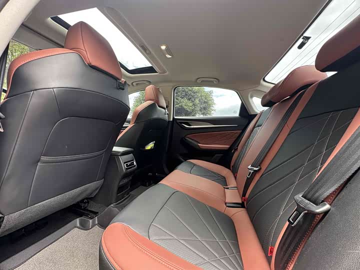 Фото 6 - Changan Eado Plus